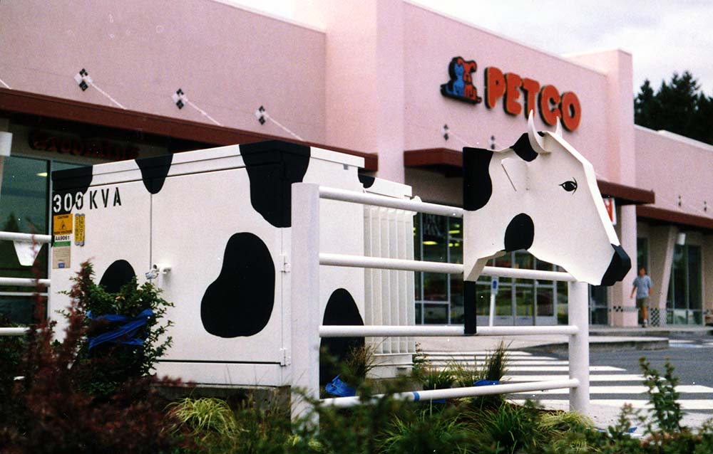Petco Cow, public art, Bellevue, 1998